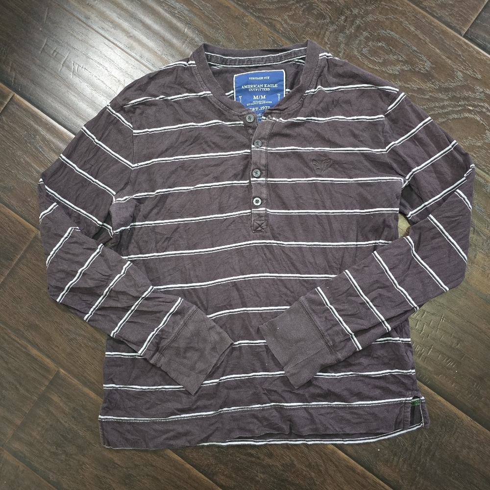 American Eagle Outfitters Gray Long Sleeve Striped Tee